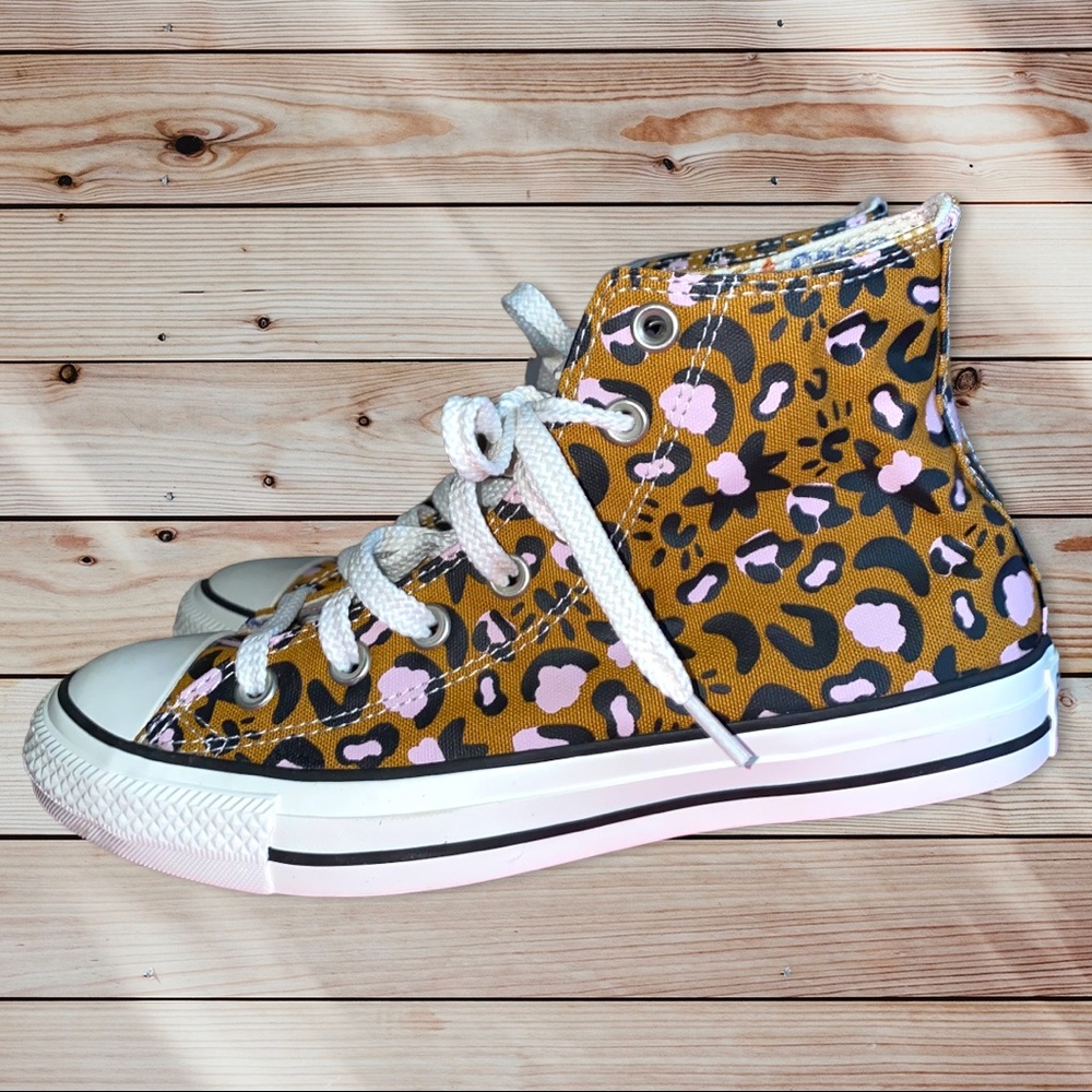 Converse Chuck Taylor Brown Leopard and Pink Spots Make Magic- Women’s Size 7.5